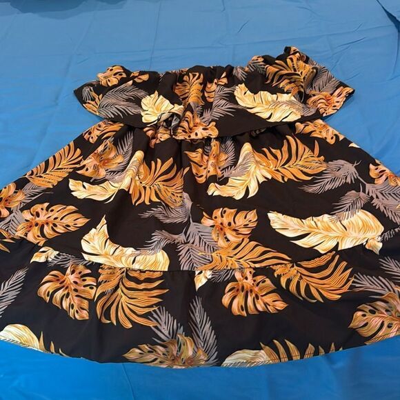 Dresses & Skirts - Stretchy strapless off the shoulder beach cover-up size XL